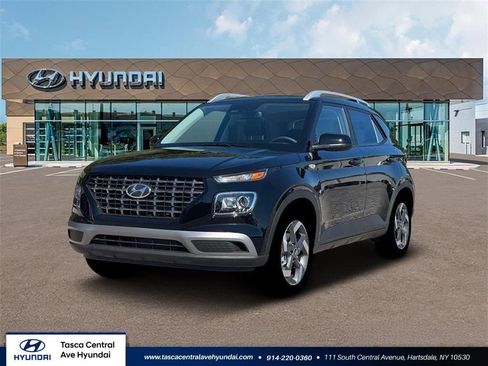 New 2026 Hyundai Venue SEL FWD image 1