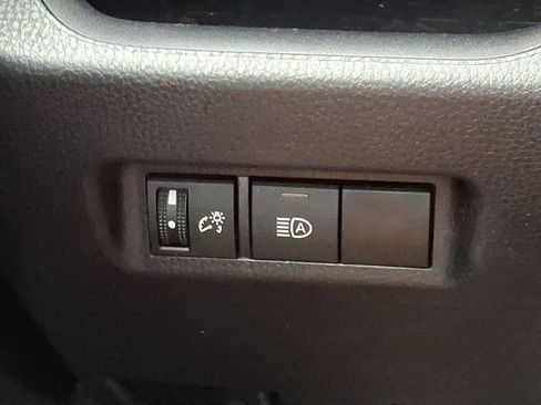 Used 2024 Toyota RAV4 LE AWD/4WD image 33