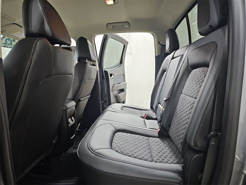 Used 2022 Chevrolet Colorado Z71 image 20