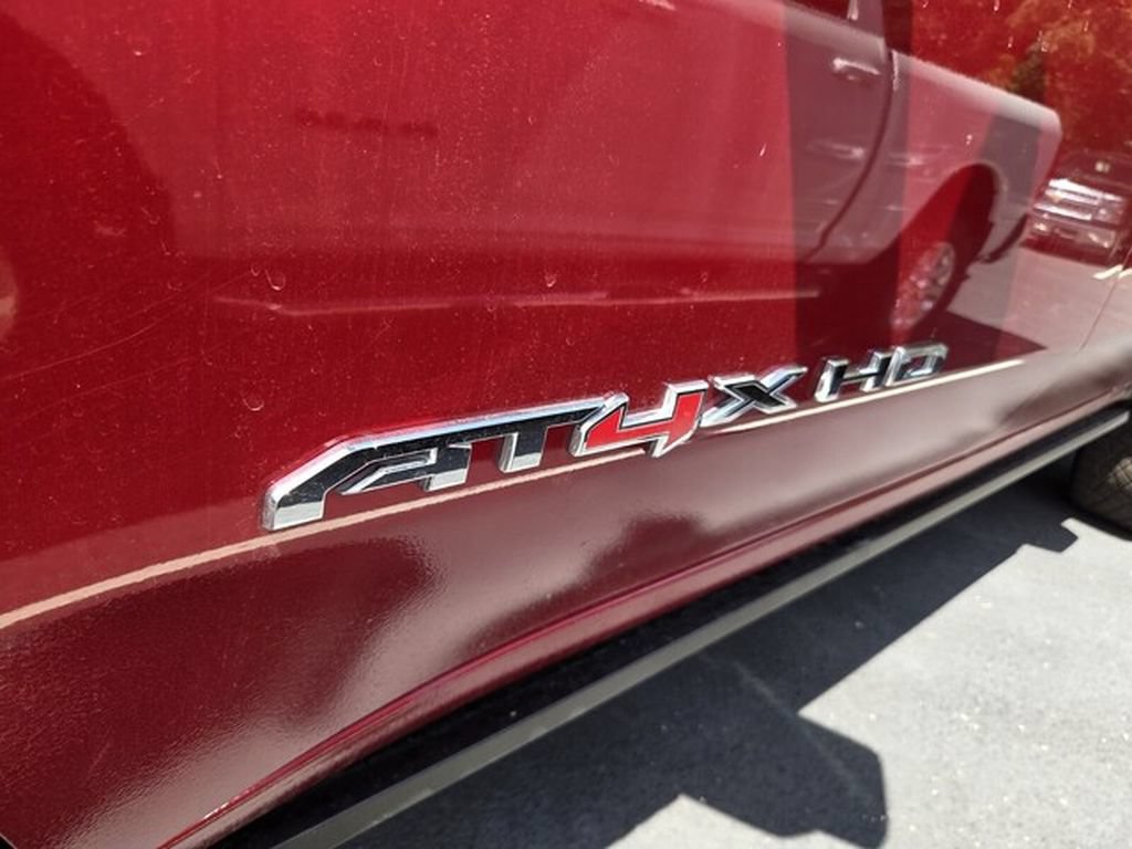 Used 2025 GMC Sierra 2500 AT4X AWD/4WD image 4