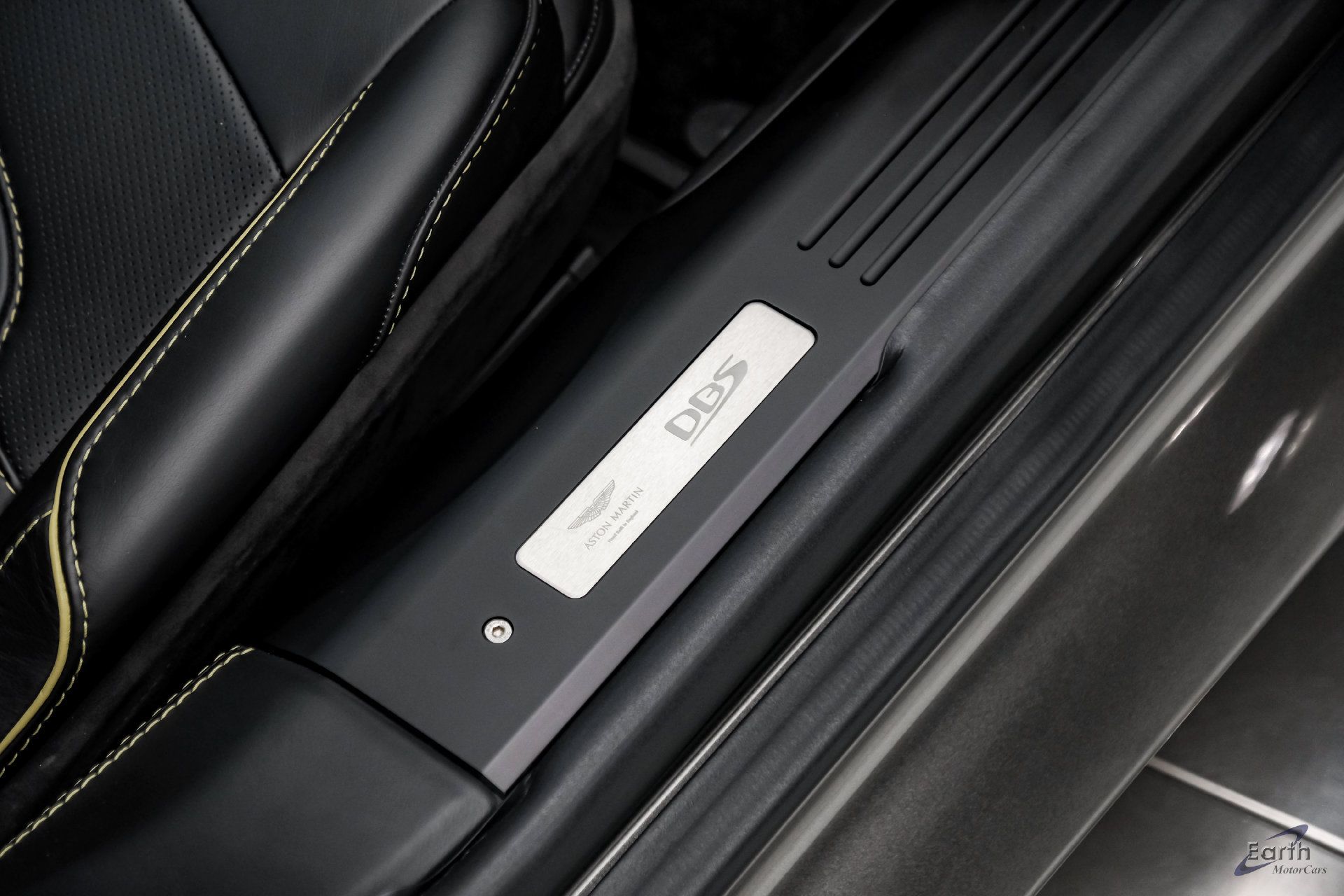 Used 2019 Aston Martin DBS Superleggera RWD image 59