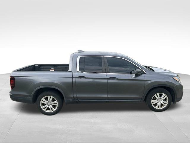 Used 2019 Honda Ridgeline RT image 2