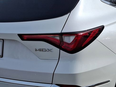 Used 2023 Acura MDX Technology image 10
