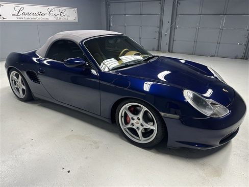 Used 2004 Porsche Boxster S RWD image 15