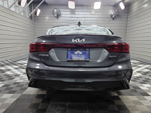 Used 2023 Kia Forte GT-Line FWD image 7