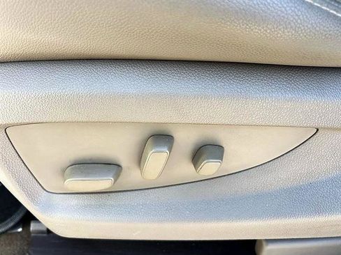 Used 2018 GMC Sierra 1500 SLT w/ SLT Premium Package image 15