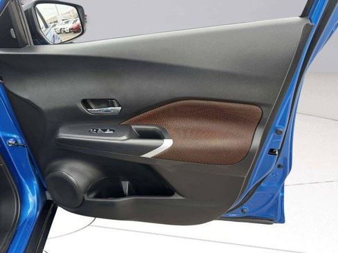 Used 2023 Nissan Kicks SR FWD image 50