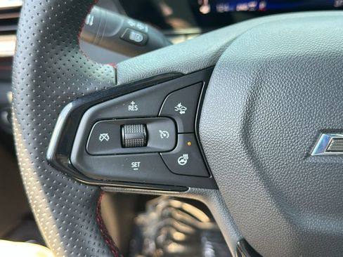 Used 2025 Chevrolet TrailBlazer RS w/ Convenience Package AWD/4WD image 18