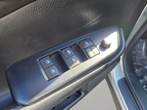 Used 2017 Toyota Highlander SE AWD/4WD image 37