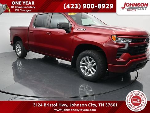 Used 2023 Chevrolet Silverado 1500 RST AWD/4WD image 1