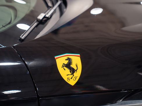 Used 2025 Ferrari 12Cilindri RWD image 4