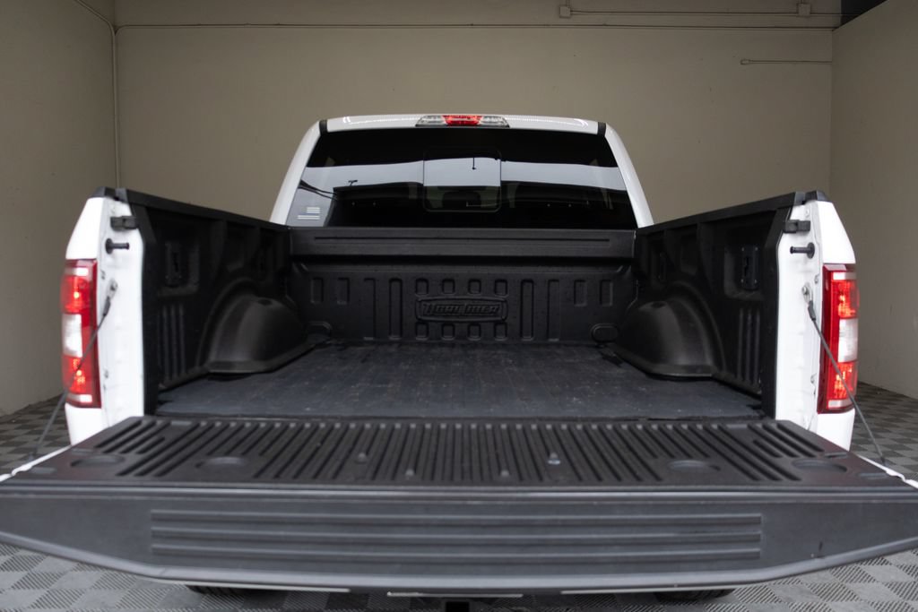 Used 2019 Ford F150 XLT w/ Equipment Group 302A Luxury AWD/4WD image 15