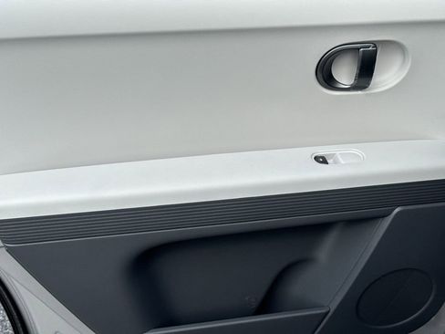 New 2026 Hyundai Ioniq 5 SE RWD image 21