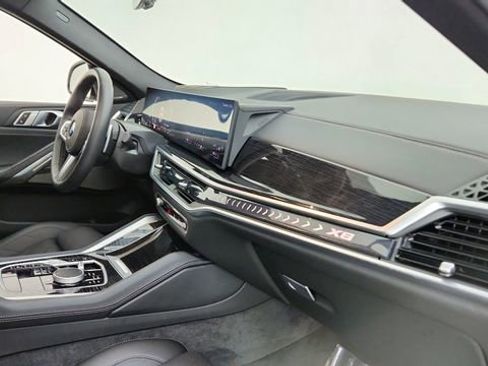 Used 2026 BMW X6 xDrive40i image 21
