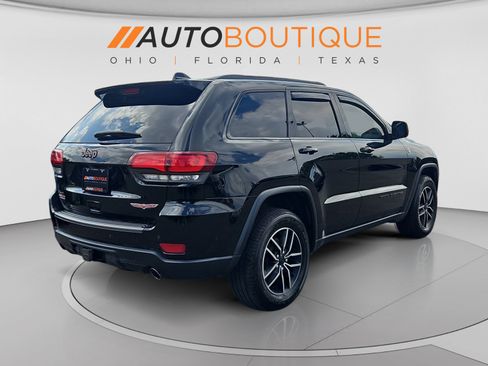 Used 2019 Jeep Grand Cherokee Trailhawk AWD/4WD image 5