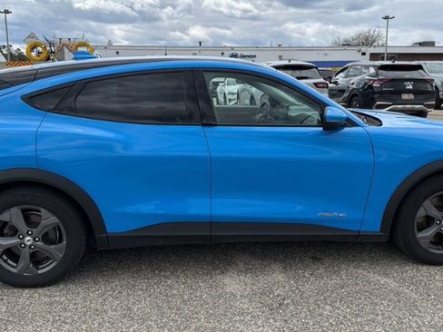Used 2022 Ford Mustang Mach-E Select AWD/4WD image 4