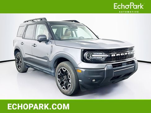 Used 2025 Ford Bronco Sport Outer Banks w/ Outer Banks Tech Package+ AWD/4WD image 1