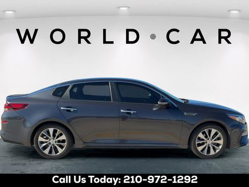 Used 2019 Kia Optima S FWD image 2