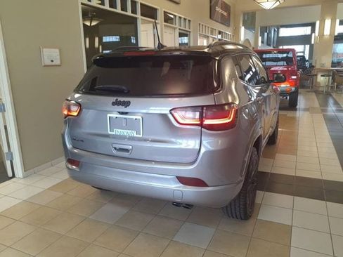 Certified 2022 Jeep Compass High Altitude AWD/4WD image 4