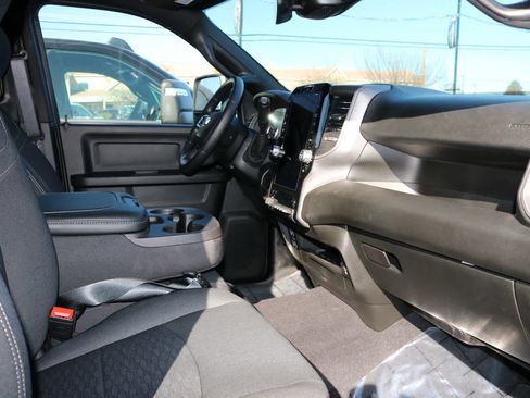 New 2026 RAM 2500 Tradesman image 25