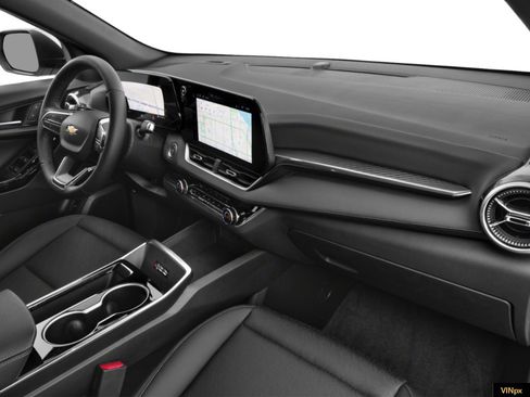 New 2026 Chevrolet Equinox LT w/ Safety and Technology Package FWD image 5