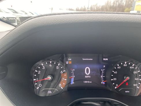 Certified 2022 Jeep Compass Limited image 32