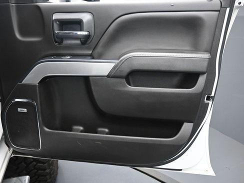 Used 2019 Chevrolet Silverado 2500 LTZ w/ Duramax Plus Package image 27