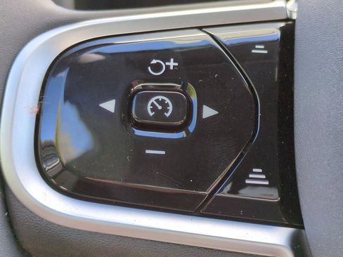 New 2026 Volvo XC60 B5 Plus w/ Protection Package Premier AWD/4WD image 22