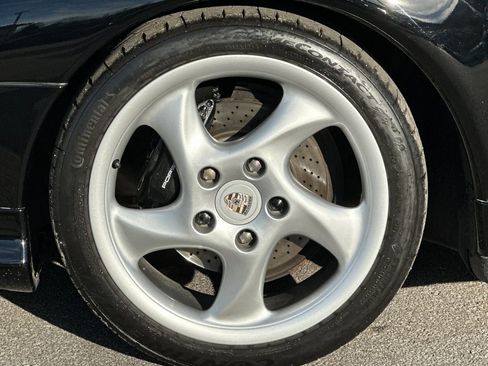 Used 1998 Porsche 911 Carrera S image 40