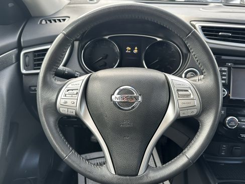 Used 2016 Nissan Rogue SL w/ SL Premium Package image 19