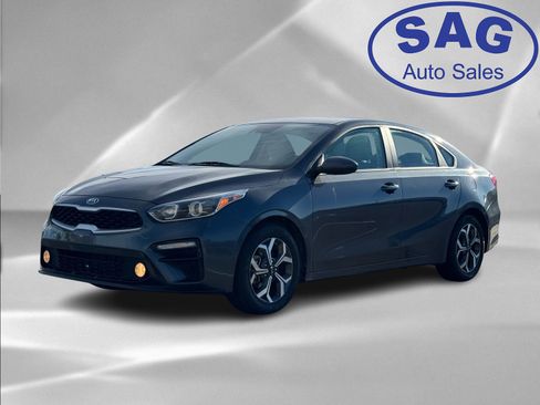 Used 2021 Kia Forte LXS image 2