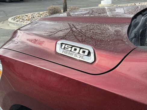 Used 2021 RAM 1500 Big Horn image 12