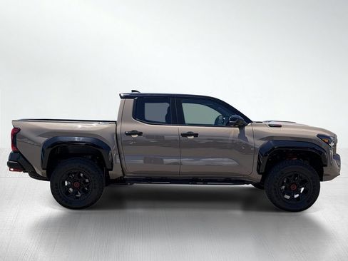 Certified 2025 Toyota Tacoma TRD Pro AWD/4WD image 10