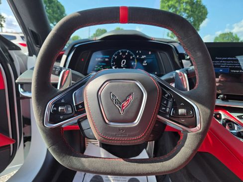 Used 2024 Chevrolet Corvette Stingray Premium Conv w/ 3LT RWD image 15