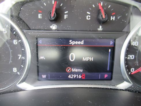 Used 2019 Chevrolet Equinox Premier FWD image 25