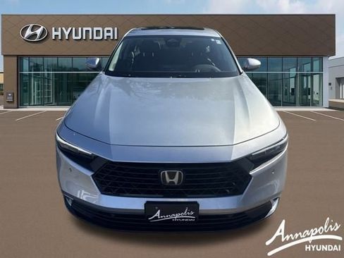 Used 2024 Honda Accord Touring image 8