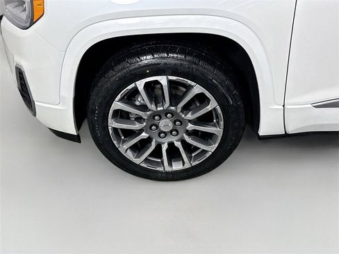 Used 2022 GMC Acadia Denali w/ Denali Ultimate Package image 27