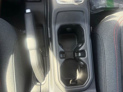 New 2026 Jeep Gladiator Rubicon w/ Whitecap Package AWD/4WD image 29