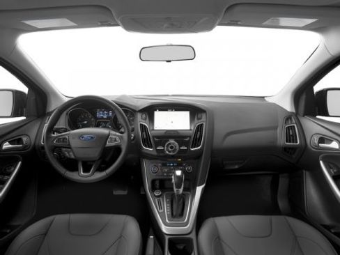 Used 2016 Ford Focus Titanium w/ Exterior Protection Package image 7