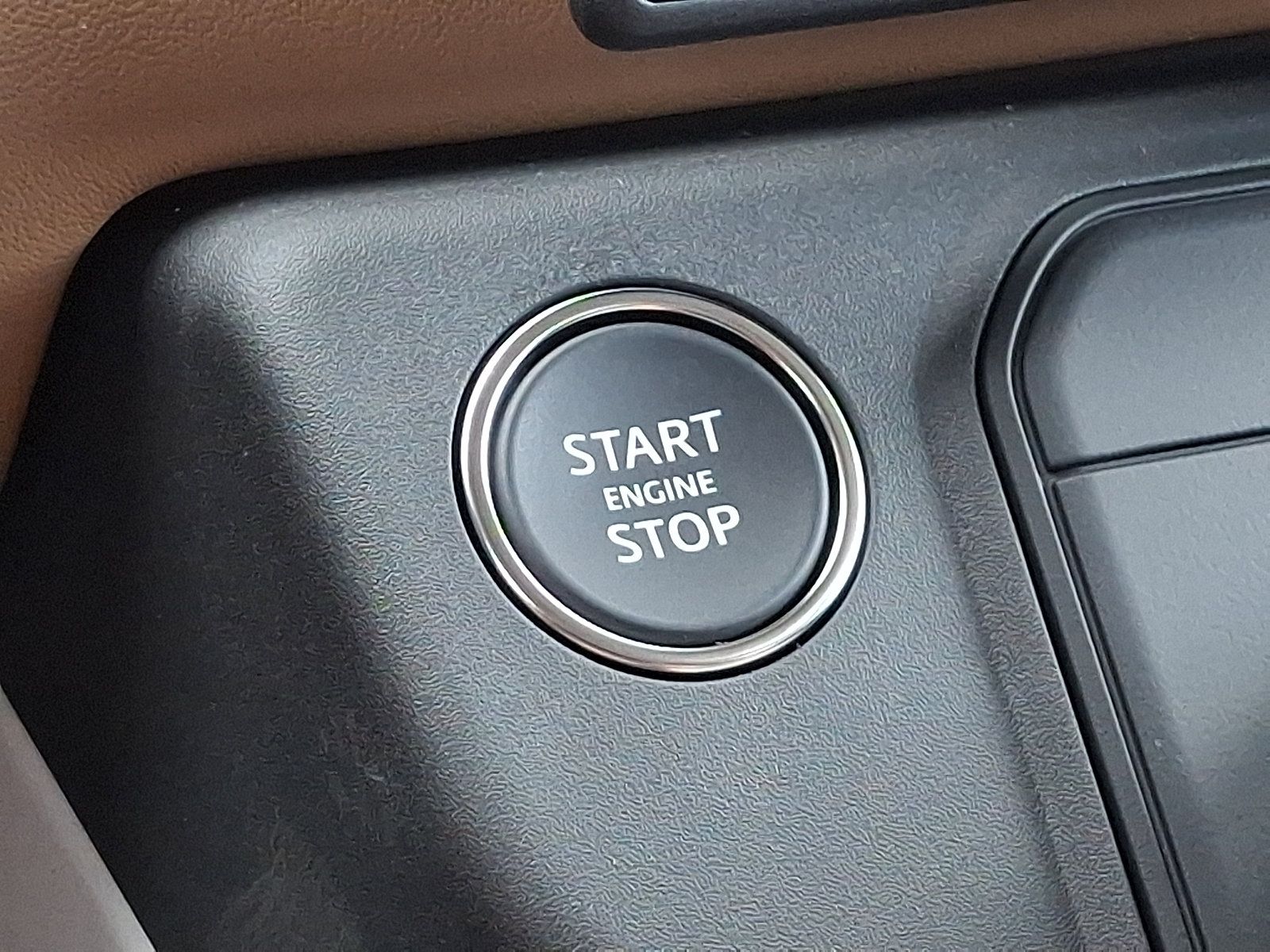 New 2026 Land Rover Defender 110 S AWD/4WD image 17