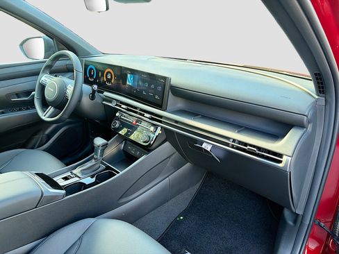 New 2026 Hyundai Tucson XRT image 13