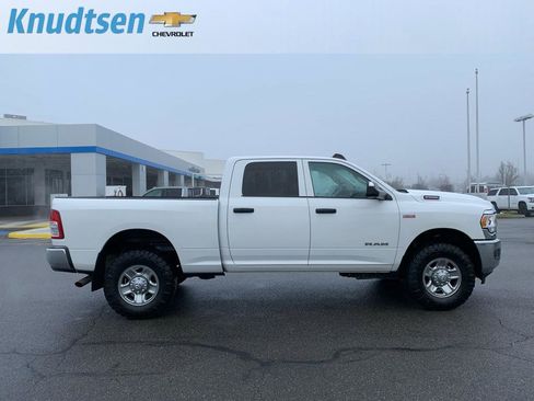 Used 2019 RAM 2500 Tradesman w/ Chrome Appearance Group image 8