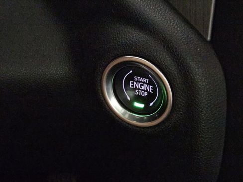 Used 2020 GMC Sierra 1500 Denali RWD image 18