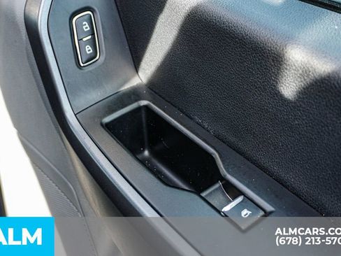 Used 2025 Ford F250 XLT image 51