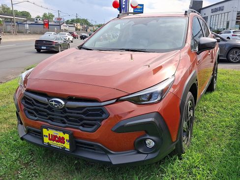 Used 2025 Subaru Crosstrek 2.5i Limited image 2