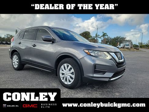 Used 2017 Nissan Rogue S image 1