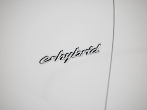 New 2026 Porsche Cayenne S AWD/4WD image 13