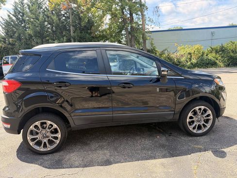 Used 2020 Ford EcoSport Titanium AWD/4WD image 7