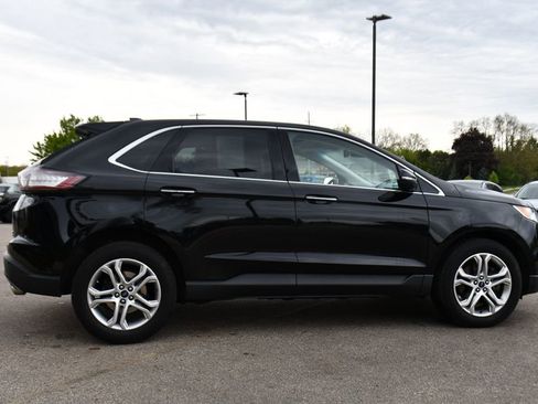Used 2018 Ford Edge Titanium w/ Equipment Group 302A AWD/4WD image 7