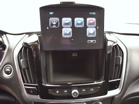Used 2019 Chevrolet Traverse LT w/ LPO, Floor Liner Package AWD/4WD image 24